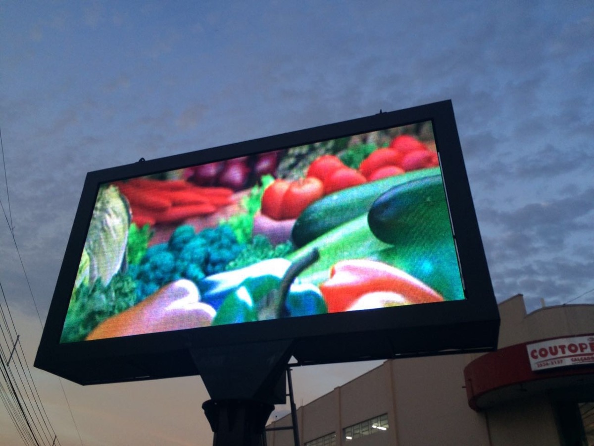 led 2.jpg